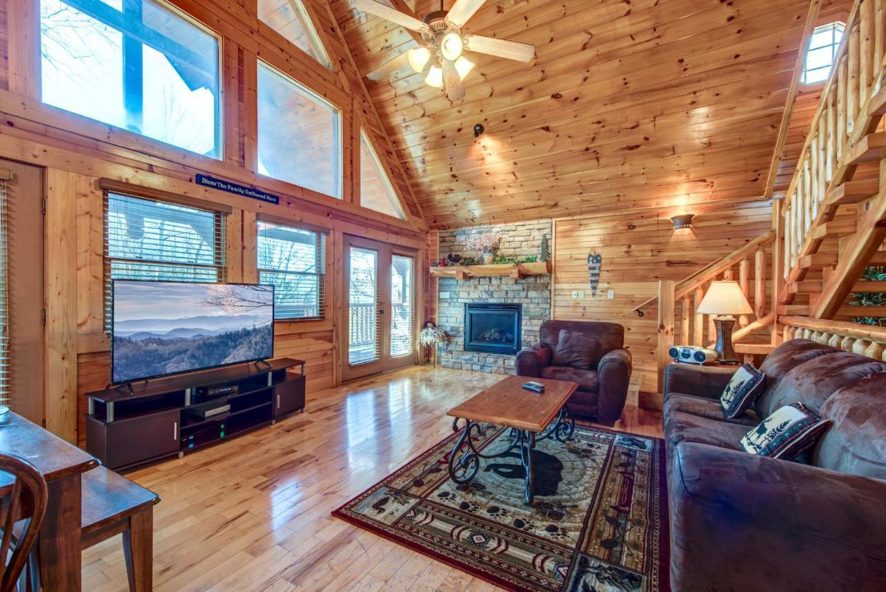 Вилла Hemlock Manor Гатлинбург Экстерьер фото
